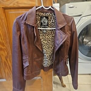 Chic Brown Faux Leather Jacket with Leopard Lining